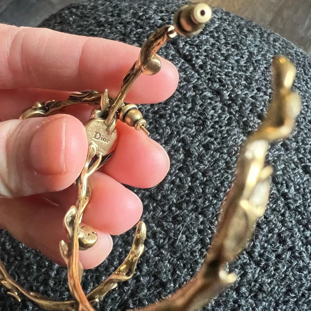 Elegant Gold and Green Women's hoop earrings - Picture 10 of 14